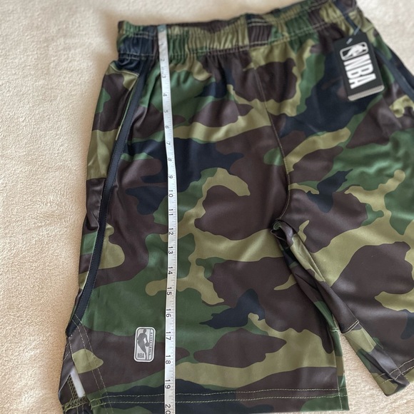 NBA Drawstring Lightweight Athletic Shorts - Size M - Picture 12 of 14